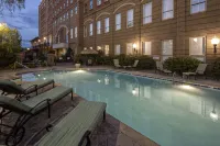 Carnegie Hotel & Spa - Pools