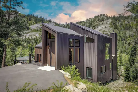 Trapper by AvantStay A Interior Design w Sauna