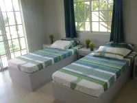 Sir Nico Guesthouse and Resort - Bãi đậu xe