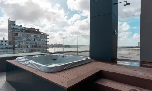 Soro Montevideo, Curio Collection by Hilton