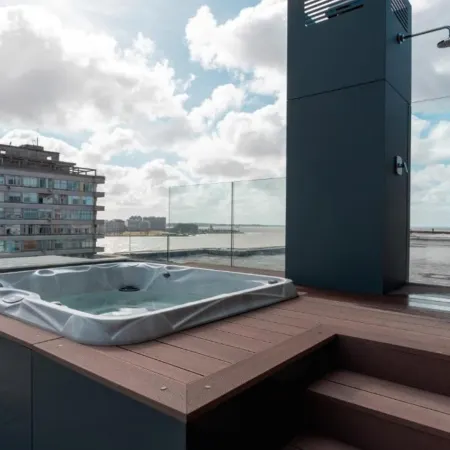 Soro Montevideo, Curio Collection by Hilton