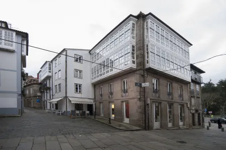 Casas Reais Boutique Отели рядом с достопримечательностью «Miradoiro Costa Vella»