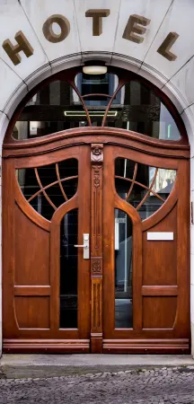 SL'Otel - Das StadtHotel - Voll Klimatisiert Отели в г. Зальцланд