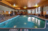 Lift Bridge Lodge, Ascend Hotel Collection - Pools