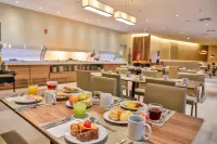 Radisson Hotel Barra Rio de Janeiro - servizio colazione