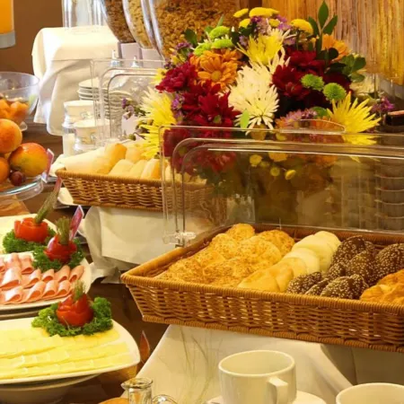 El Polo Apart Hotel & Suites