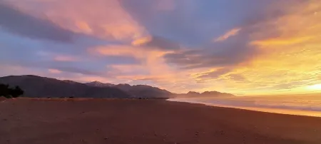 Alpine View Motel Отели рядом с достопримечательностью «Колония морских котиков»