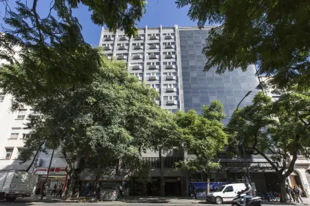 Apart Lima 265 Отели рядом с достопримечательностью «Pasaje Roverano»