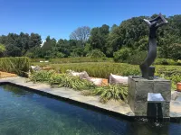 릴리 폰드 컨트리 로지