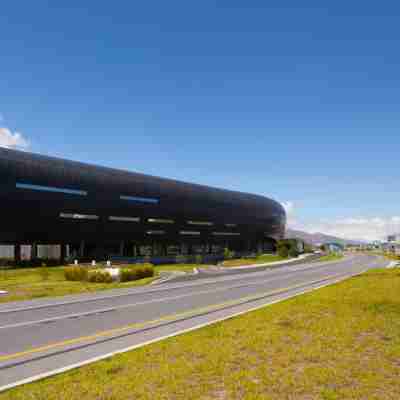 Wyndham Quito Airport Hotel Exterior