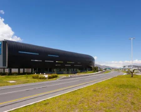 ウィンダム キト エアポート キトのホテル