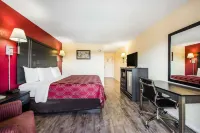Econo Lodge - Waynesville