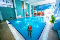 Aqua Hotel - Pools