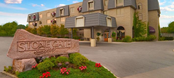 Stone Gate Inn Hotels in Simcoe County
