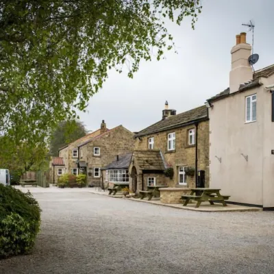 索雷阿姆斯飯店 里彭座堂（Ripon Cathedral）附近的飯店