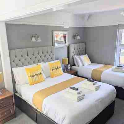 Sunnycroft Private Hotel Rooms