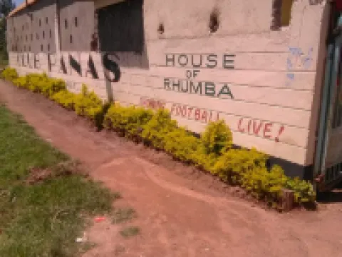 Club Panas Hotels in Bondo