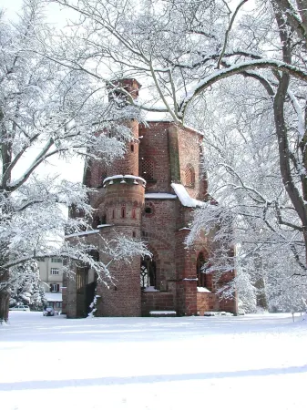 Hotel Restaurant Zum Schwan Отели в г. Метлах