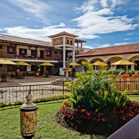 Hotel Campanario de la Villa