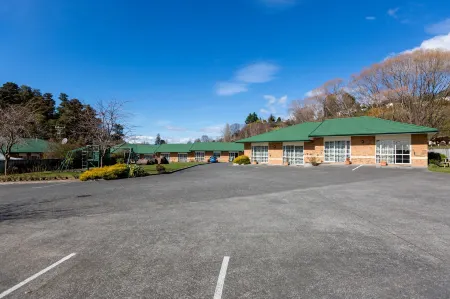 Aspen Court Motel Taihape Отели в г. Пекокау