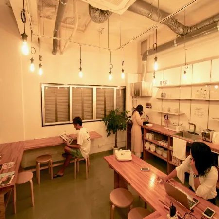 Ishigaki Guesthouse Hive Отели рядом с достопримечательностью «Пляж Фусаки»