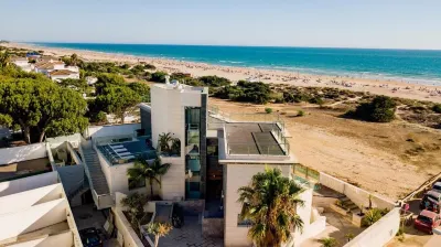 Hotel Boutique Aroma de Mar Hotels near Iro