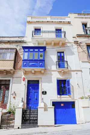 Nobilis Boutique Living Отели рядом с достопримечательностью «Preluna Beach Club»