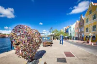 Willemstad Historic City Suites