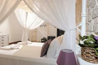 Mai Alaçatı