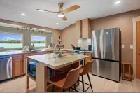 Sand Bar Resort in Suring Hotels in Mountain