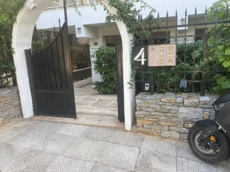 Luxury penthouse with stunning riviera view by GHH