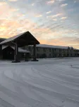 Moose Lake Lodge & Suites