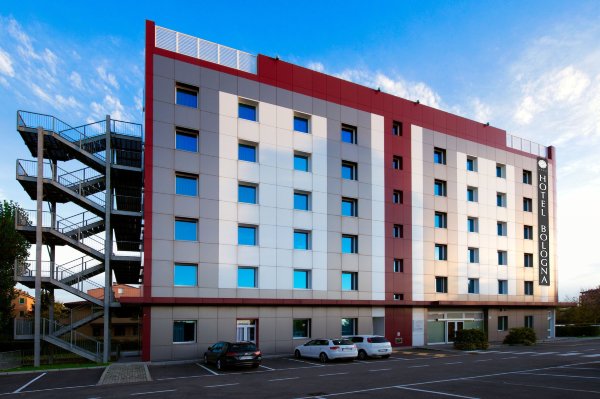 Four Points Flex by Sheraton Bologna Airport Hotels in Bologna