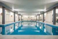 Comis Hotel & Golf Resort - Pool
