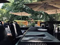 Hotel-Restaurant Beim Schlass - parking