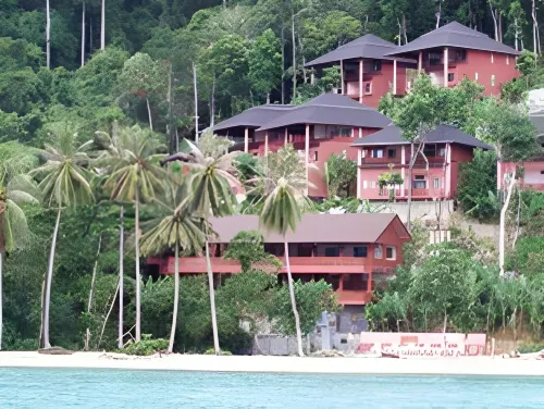 Koh Ngai Cliff Beach Resort