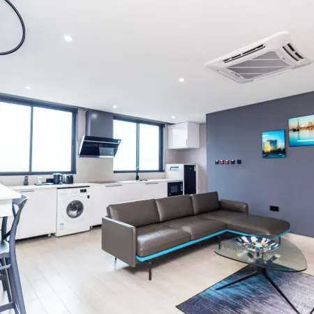 Bankable Roomzzz