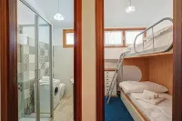 The Secret Garden - Happy Rentals