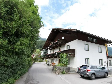 Chalet in Fügen Near Spieljochbahn
