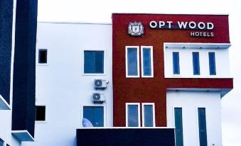Opt Wood Hotels