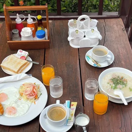 Sailom Resort Bangsaphan