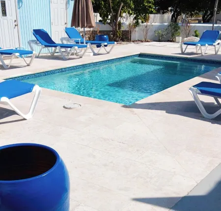 Grand Turk Inn Отели рядом с достопримечательностью «Oasis Divers»