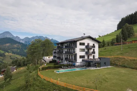 Hideaway Dachstein West by Alps Resorts