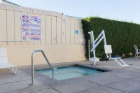 Sandpiper Lodge - Santa Barbara - Rooftop Pools