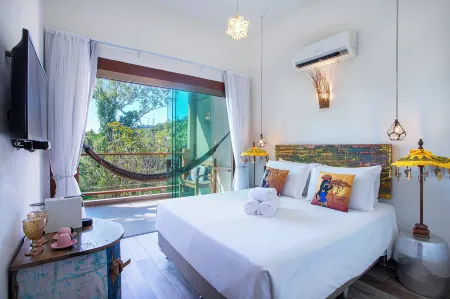 Hotel Vila Kebaya Отели рядом с достопримечательностью «Ilhabela»