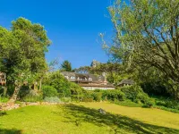 Ikhaya Safari Lodge Hotels in Constantia