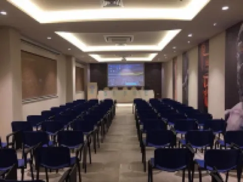 菲利沛艾爾酒店 聖歐費米亞拉默齊亞酒店