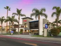 Hampton Inn by Hilton Costa Mesa Newport Beach Отели в г. Коста-Меса