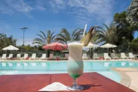 Bahia Plaza Hotel - Beach