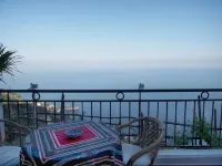 Villa Donna Fausta - con vistas al mar